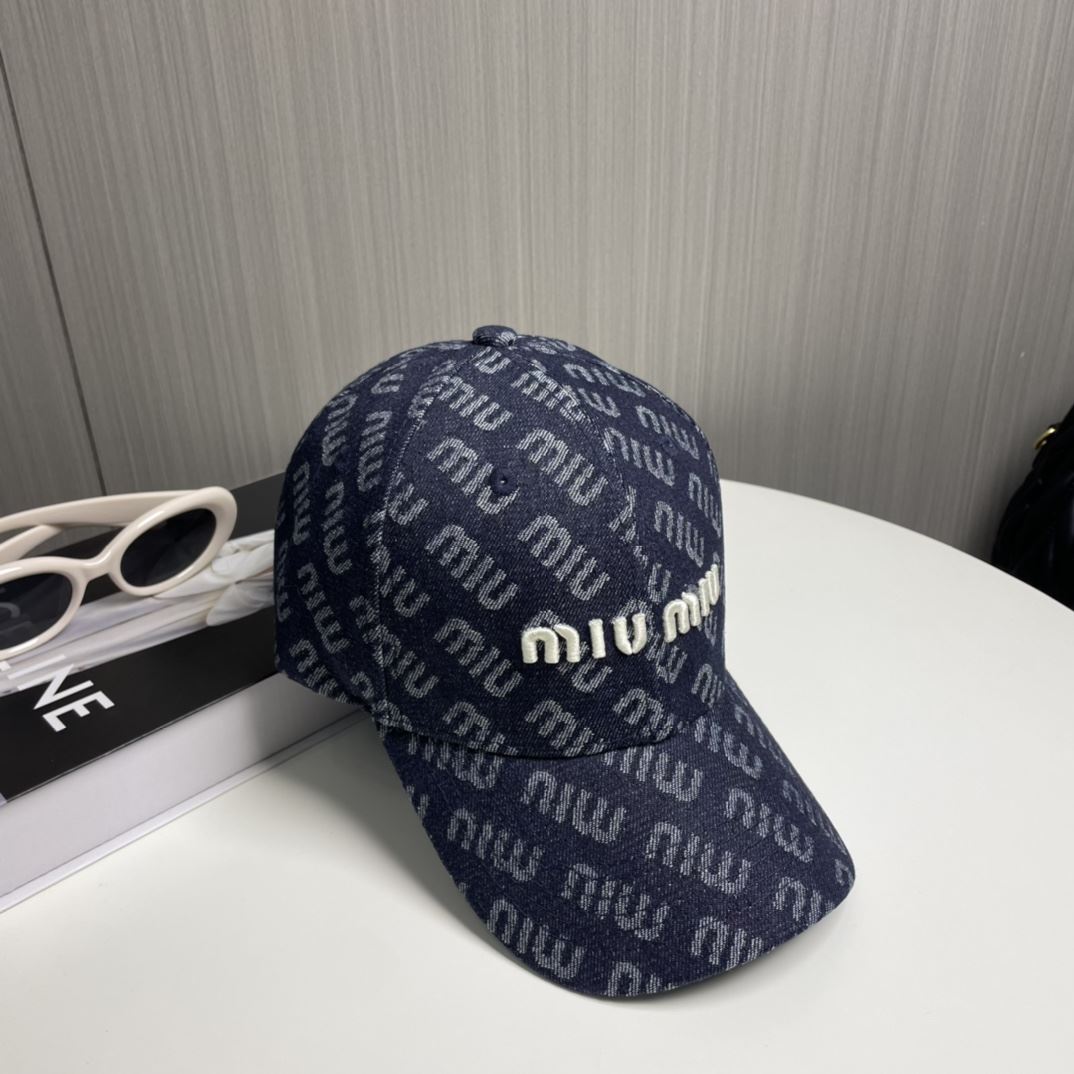 Miu Miu Caps